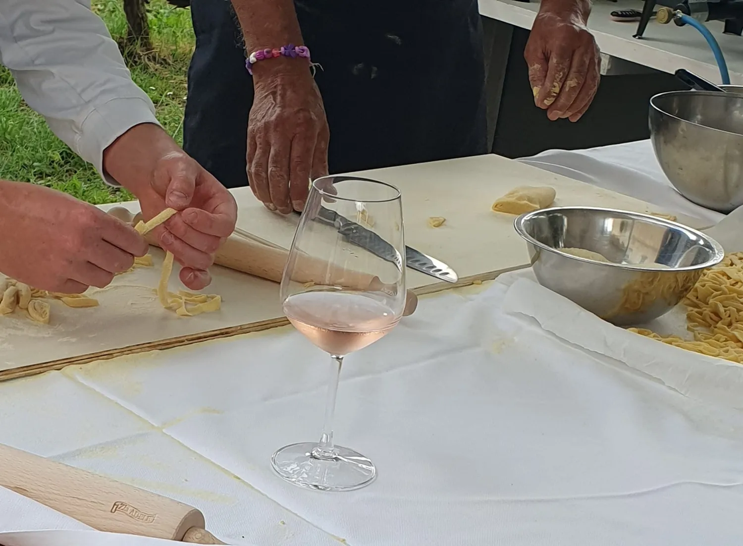 Tenuta La Macchia Pranzo in Vigna Esperienza con Vino